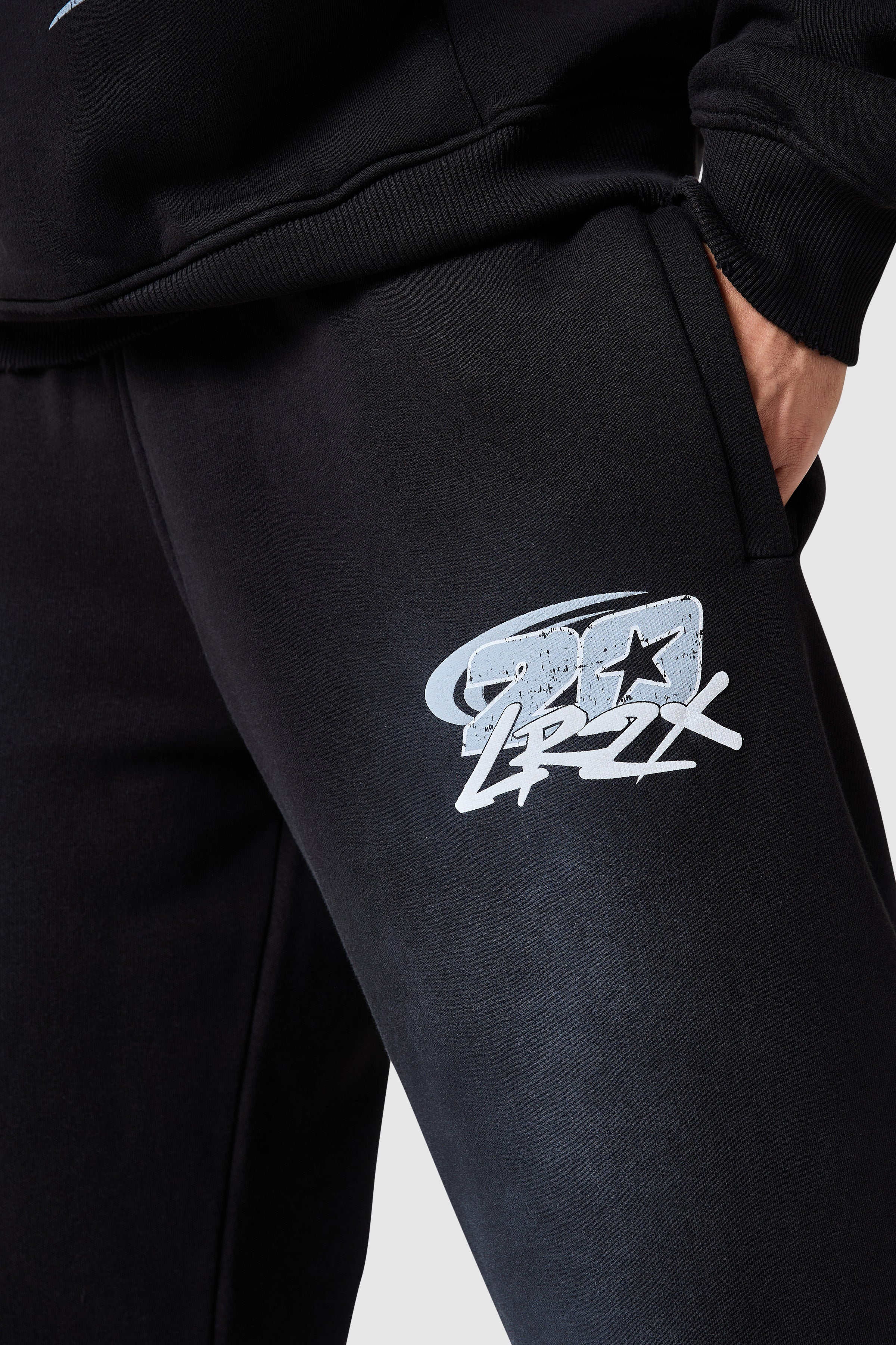 LRZX Tracksuit - Black - Image 9